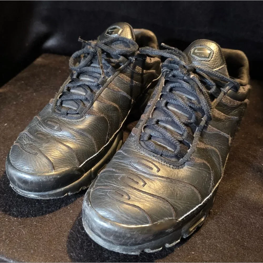 Nike Men's 8/ Womens 9.5